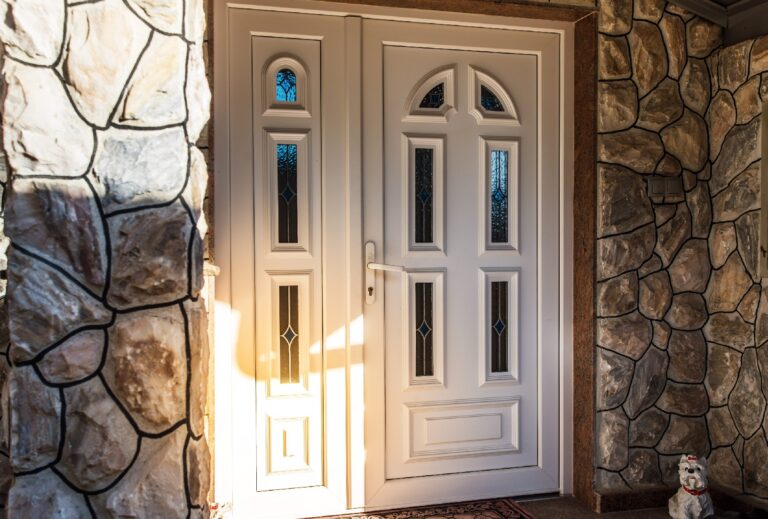 Advantages Using Best Paint for Front Doors - Eco Paint, Inc.